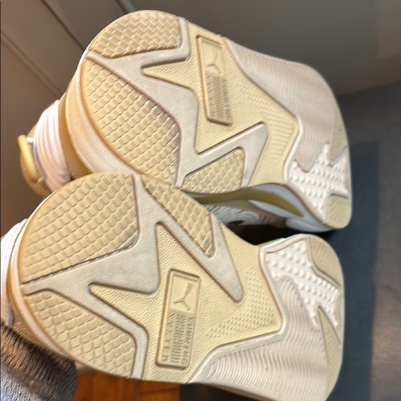 PUMA RS-X x Dixie D'Amelio woman’s sz 8.5 - Picture 6 of 8